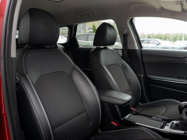 KIA CEE D Ceed Sportswagon 1.0 T-GDi DynamicPlusLine | Navigatie | Achteruitrijcamera | Stoel en stuurverwarming |