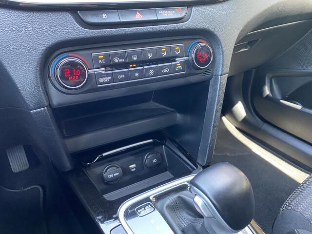 KIA CEE D Ceed Sportswagon 1.6 GDI PHEV DynamicPlusLine
