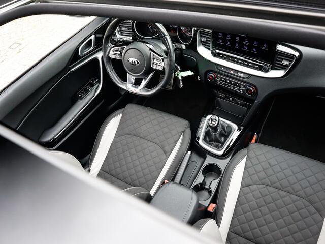 KIA CEE D Ceed Sportswagon 1.5 T-GDi GT-Line Edition 1e-Eig & Keurig-Onderh., BOVAG-Garantie. NL-Auto..