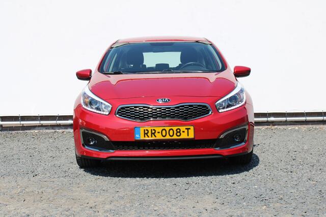KIA CEE D Ceed 1.0 T-GDi ComfortPlusLine Navigator Trekhaak, 1e Eig. Carplay/Android Auto, Achteruitrijcamera, Airco