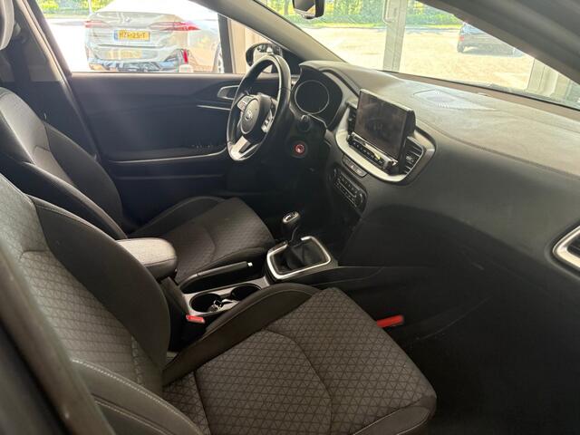 KIA CEE D 1.0 T-GDI Navigatie Multimedia PDC Camera Airco NAP
