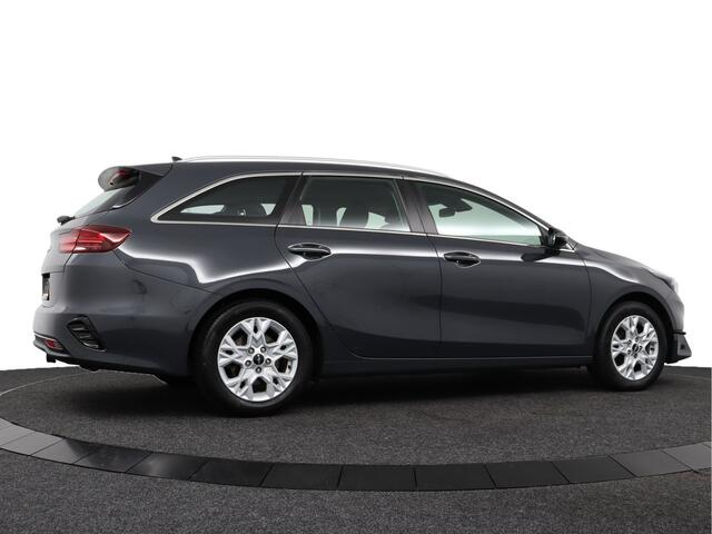 KIA CEE D Ceed Sportswagon 1.5 T-GDi 160pk DynamicLine Automaat - Trekhaak - Camera - AppleCarplay - Android Auto - Fabrieksgarantie tot 09-2030 of 150.000km
