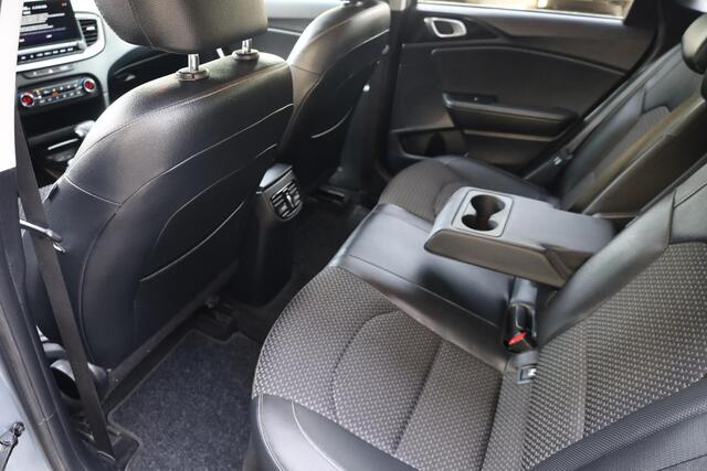 KIA CEE D Ceed Sportswagon 1.6 GDI PHEV DynamicPlusLine TREKHAAK-AFN CAMERA WIDE-NAVI HALFLEER CARPLAY NAVI DAB PDC DEALER-ONDERHOUDEN ELEK-ACHTERKLEP ENZ.