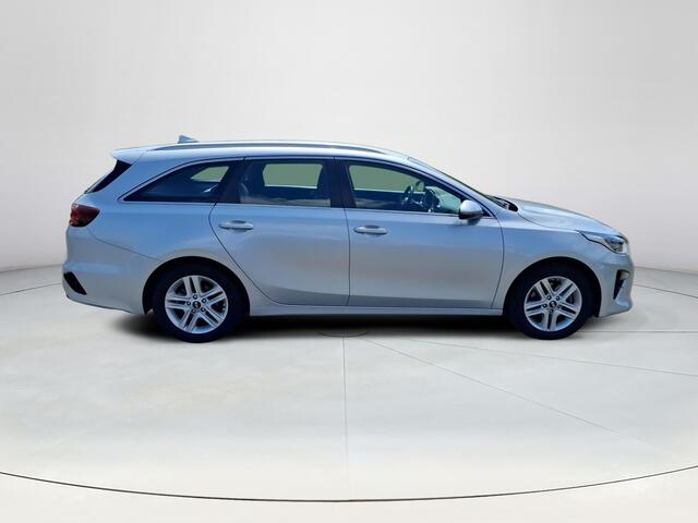 KIA CEE D Ceed Sportswagon 1.5 T-GDi DynamicLine | Navigatie | Airco | trekhaak