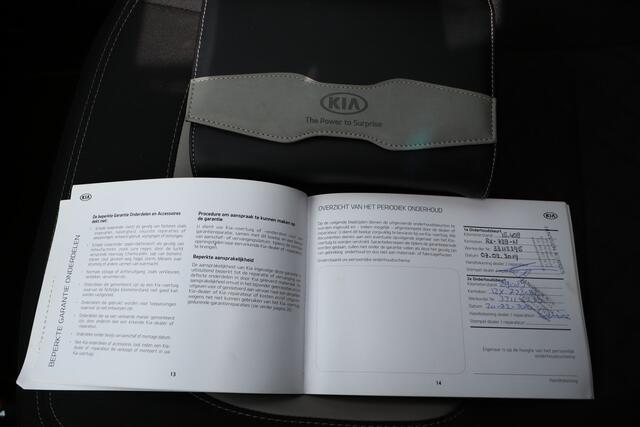 KIA CEE D cee'd Sportswagon 1.0 T-GDi GT-Line Edition Panoramadak! Apple carplay/Achteruitrijcamera/Stuurverwarming/Stoelverwarming/Cruise control/Climate control/17 inch licht metaal