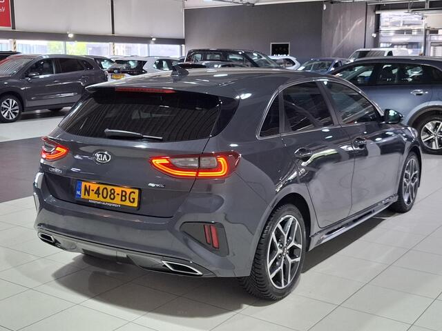 KIA CEE D Ceed 1.5 T-GDi MHEV GT-Line Edition Stoel en stuur verwarming, JBL, Apple Carplay/Android Auto, Navigatie, Camera.
