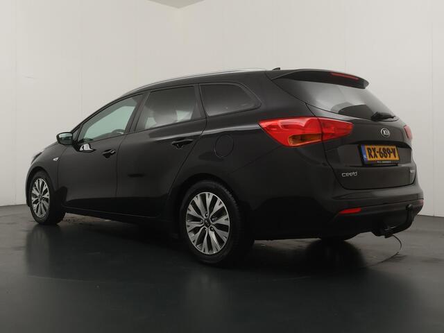 KIA CEE D cee'd Sportswagon 1.0 T-GDi ComfortPlusLine Navigator - Navigatie - Climate Control - Trekhaak