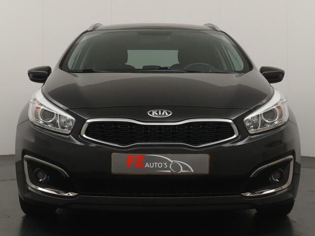 KIA CEE D cee'd Sportswagon 1.0 T-GDi ComfortPlusLine Navigator - Navigatie - Climate Control - Trekhaak