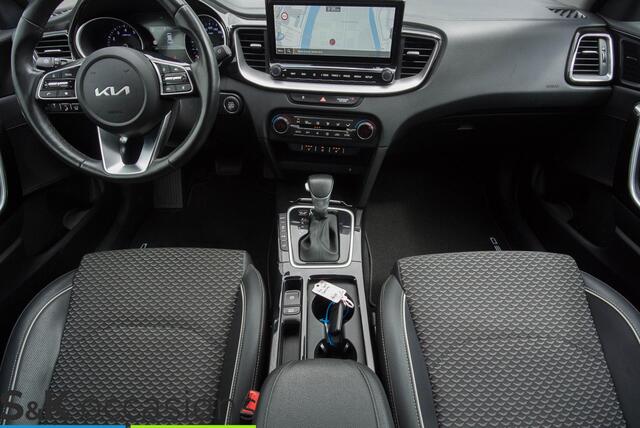 KIA CEE D Ceed Sportswagon 1.5 T-GDi Executive Pano JBL dealer onderhouden