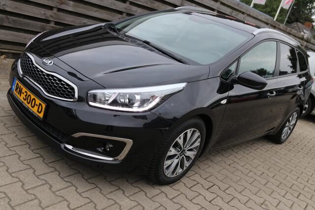 KIA CEE D cee'd Sportswagon 1.0 T-GDi ComfortPlusLine Navigator / Navi / Cruise / Climate Control / all season banden / Navi