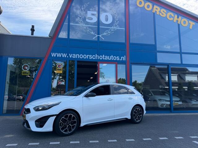KIA CEE D 1.5 T-GDI GT Line Panodak Navi Carplay Airco(ECC)