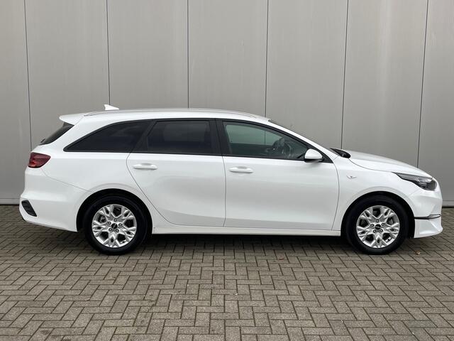KIA CEE D Ceed Sportswagon 1.0 T-GDi 100 Pk DynamicLine Navigatie ( via Apple Carplay/Androidauto ), Cruise Control, Climate Control, 16"Lm, Achteruitrijcamera