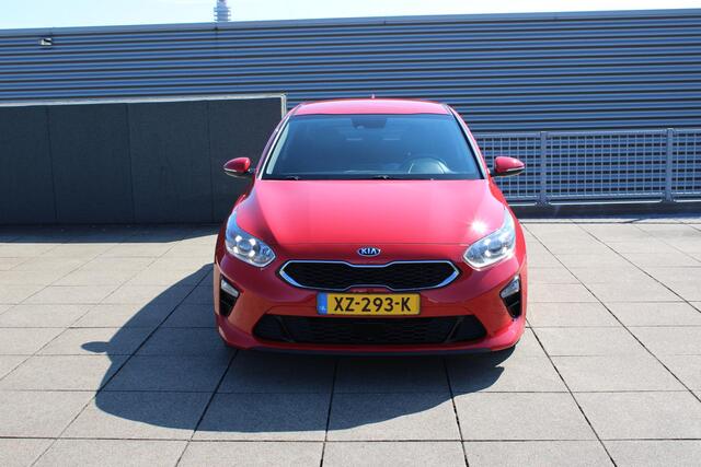 KIA CEE D Ceed 1.4 T-GDi DynamicPlusLine AUTOMAAT STOEL- STUURVERWARMING, EXTRA GETINT GLAS, NAVIGATIE