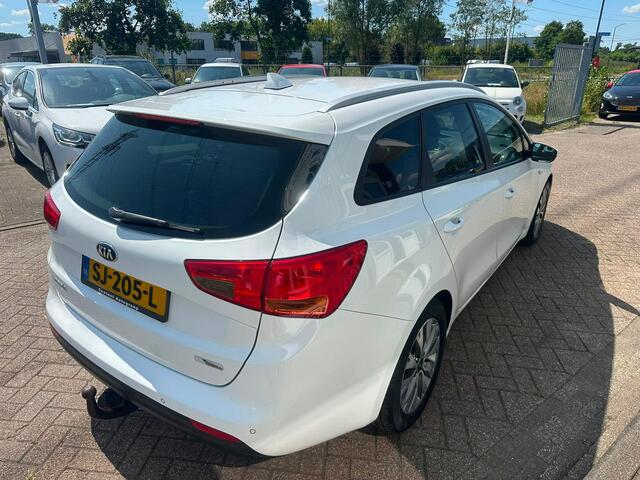 KIA CEE D cee'd Sportswagon 1.0 T-GDi Design Edition