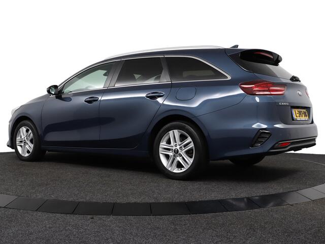 KIA CEE D Ceed Sportswagon 1.5 T-GDi DynamicPlusLine - Parkeerhulp - Stoel/stuurverarming - Navigatie - Lichtmetalen velgen - Cruisecontrole