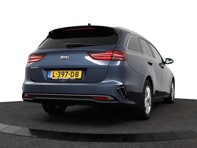 KIA CEE D Ceed Sportswagon 1.5 T-GDi DynamicPlusLine - Parkeerhulp - Stoel/stuurverarming - Navigatie - Lichtmetalen velgen - Cruisecontrole