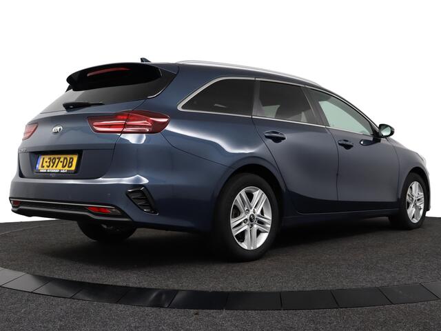 KIA CEE D Ceed Sportswagon 1.5 T-GDi DynamicPlusLine - Parkeerhulp - Stoel/stuurverarming - Navigatie - Lichtmetalen velgen - Cruisecontrole