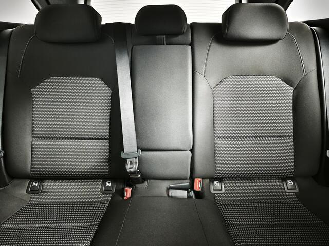KIA CEE D Ceed Sportswagon 1.6 GDI PHEV DynamicPlusLine Adaptive | Camera | Nieuwstaat!