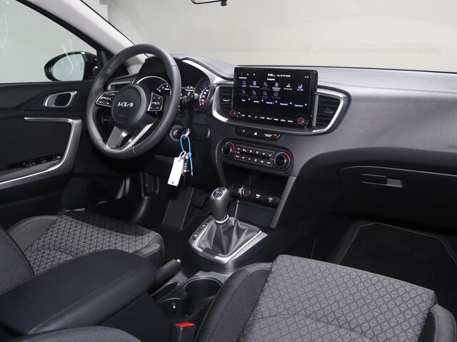 KIA CEE D Ceed SW 1.0 T-GDi ComfortLine | Klimaatregeling | Dakrails | Cruise control | Achteruitrijcamera | Navigatie |