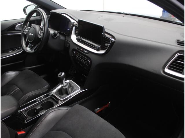 KIA CEE D Ceed Sportswagon 1.0 T-GDi GT-Line CLIMATE | CAMERA | CARPLAY | LED | STOEL/STUURVERW | ELECAKLEP | LMV17 | AFNBTRHAAK | PANODAK