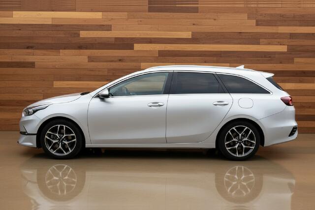 KIA CEE D Ceed Sportswagon 1.0 T-GDi ExecutiveLine | PANORAMADAK | 120PK | CARPLAY | CAMERA