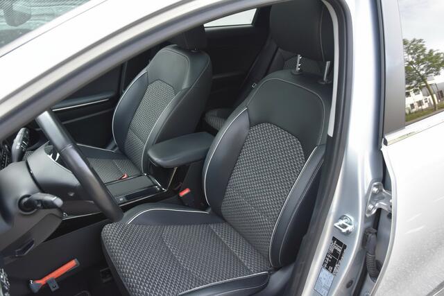 KIA CEE D Ceed Sportswagon 1.0 T-GDi ExecutiveLine | PANORAMADAK | 120PK | CARPLAY | CAMERA