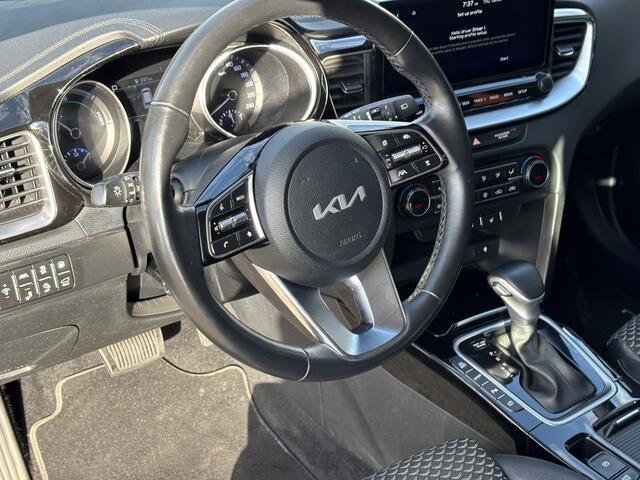 KIA CEE D Ceed Sportswagon 1.6 GDI PHEV DynamicPlusLine / Trekhaak / Allseason banden / Navi / Applecarplay/AndroidAuto /