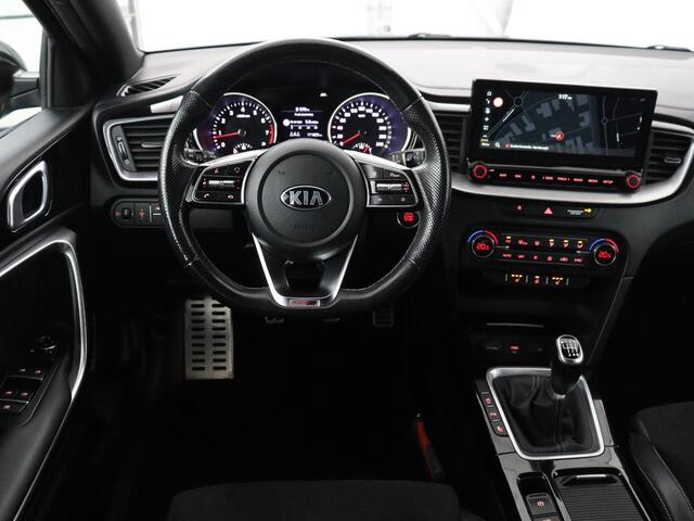 KIA CEE D Ceed Sportswagon 1.5 T-GDi GT-Line Business Edition | Leder/ alcantara | Stuur/stoel verwarming | Carplay | Camera | Park assist | Climate control | Trekhaak