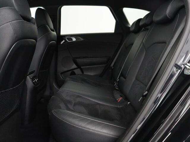 KIA CEE D Ceed Sportswagon 1.5 T-GDi GT-Line Business Edition | Leder/ alcantara | Stuur/stoel verwarming | Carplay | Camera | Park assist | Climate control | Trekhaak