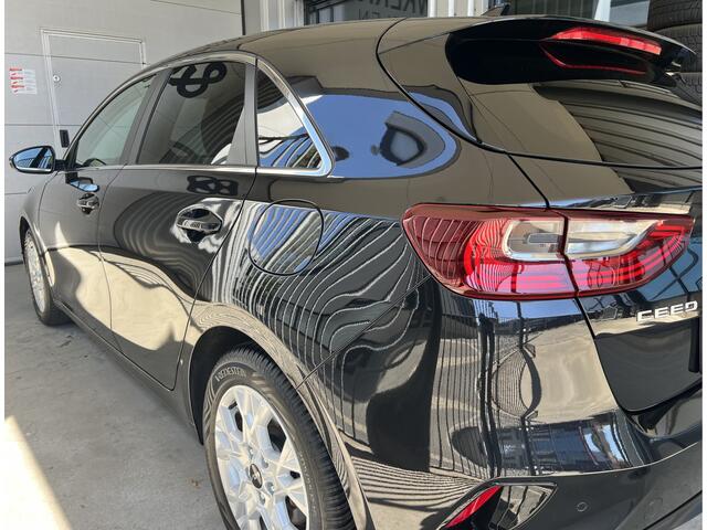 KIA CEE D Ceed 1.0 T-GDi DynamicPlusLine | CAMERA | NAVI | CARPLAY/ANDROID | STOEL/STUURVERWARMING | CRUISE CONTROL ADAPTIEF | PDC | LMV 16'' | CLIMATE CONTROL | BLUETOOTH | KEYLESS | DAB