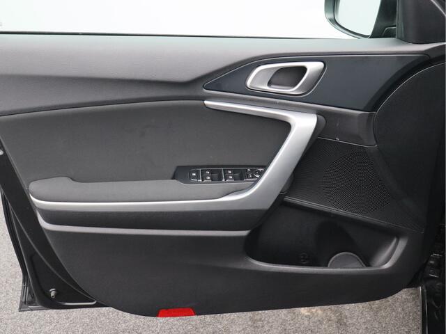 KIA CEE D Ceed Sportswagon 1.0 T-GDi MHEV DynamicLine/ lage km/ zeer mooi!