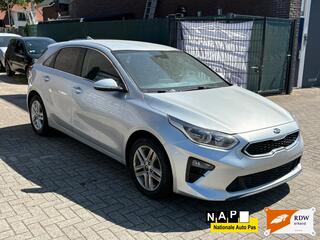 KIA CEE D