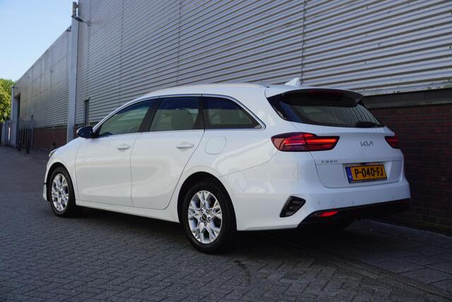 KIA CEE D Ceed Sportswagon 1.0 T-GDi 120PK Hybrid/Automaat/Trekhaak/ Dealeronderhouden/Metallic lak.