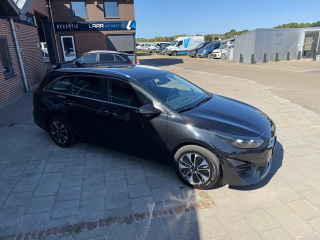 KIA CEE D Ceed Sportswagon 1.6 GDi 141PK PHEV DynamicPlusLine 1ste Eigenaar Navi | Camera | Keyless | Dodehoek | Elek. achterklep | Stoelverwarming