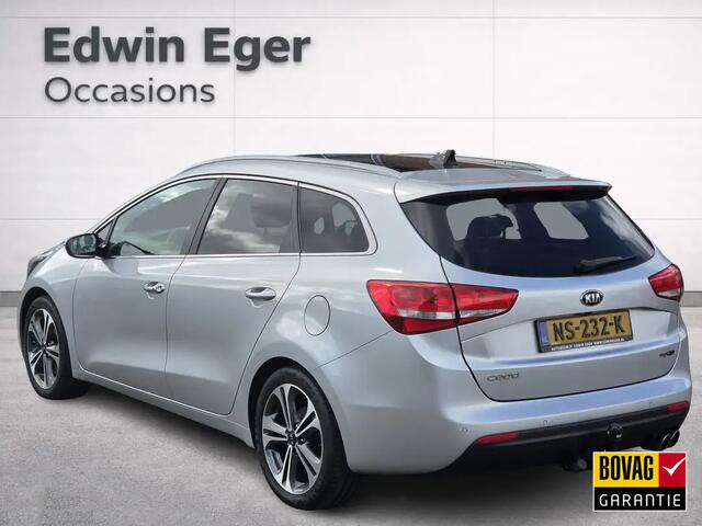 KIA CEE D cee'd Sportswagon 1.0 T-GDi GT-Line | Panorama | Trekhaak | Xenon | Navi | Cruise control | Climate control