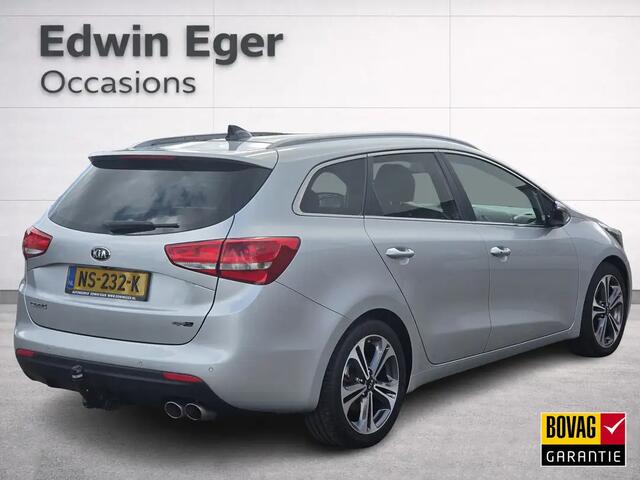 KIA CEE D cee'd Sportswagon 1.0 T-GDi GT-Line | Panorama | Trekhaak | Xenon | Navi | Cruise control | Climate control