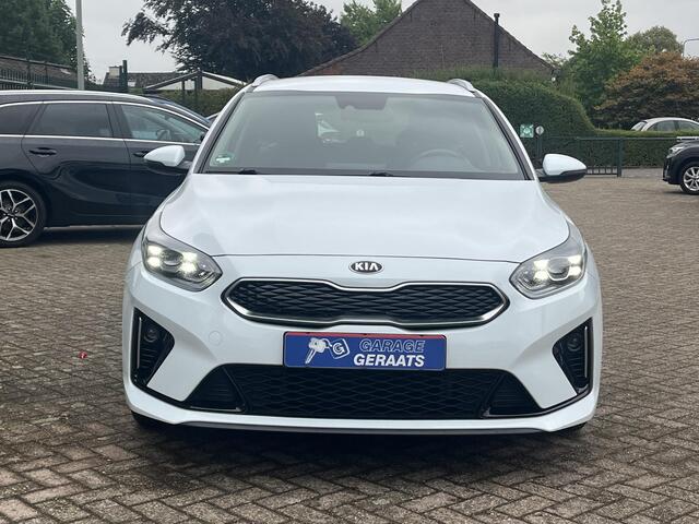 KIA CEE D Ceed Sportswagon 1.6 GDI PHEV DynamicLine l 10 Jaar garantie, Achteruitrijcamera, Stoel/stuurverwarming, Cruise control, Navigatie, Apple carplay/Android auto.