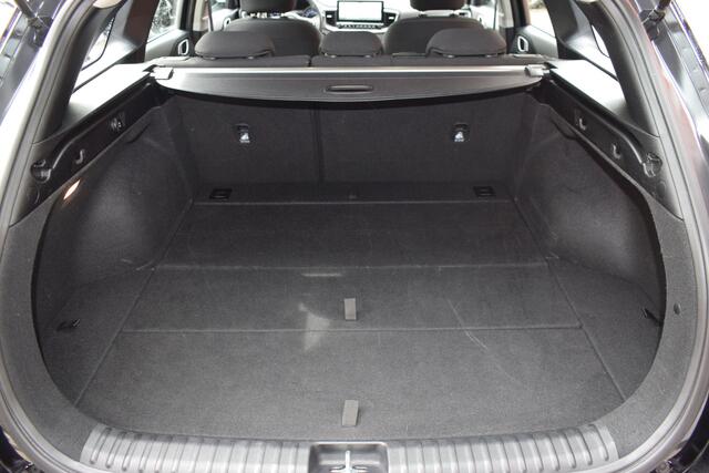 KIA CEE D Ceed Sportswagon 1.5 T-GDi DynamicLine Automaat | Trekhaak | Navi | Camera | Adaptieve Cruise Control | Tot 10Jr. Kia-Garantie |