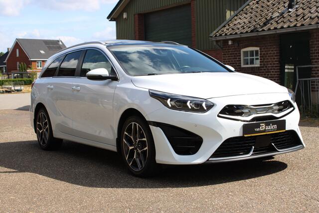 KIA CEE D Ceed Sportswagon 1.6 GDI PHEV PREMIUM NW TYPE PANO LEER LED NAVI 69000KM!!!