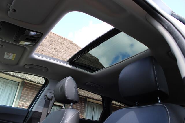 KIA CEE D Ceed Sportswagon 1.6 GDI PHEV PREMIUM NW TYPE PANO LEER LED NAVI 69000KM!!!