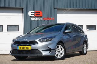 KIA CEE D