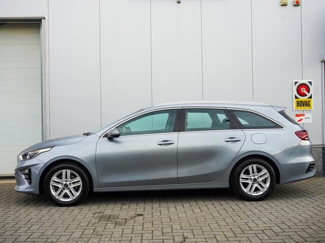 KIA CEE D Ceed Sportswagon 1.0 T-GDi DynamicLine CarPlay | Clima | NAP | Navigatie