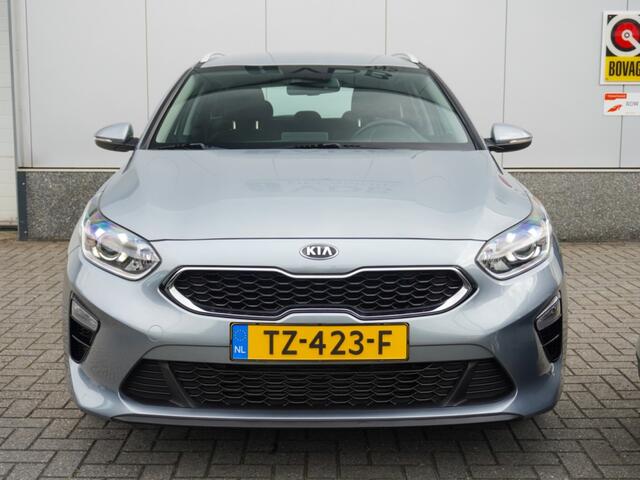 KIA CEE D Ceed Sportswagon 1.0 T-GDi DynamicLine CarPlay | Clima | NAP | Navigatie
