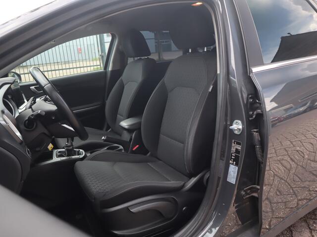 KIA CEE D Ceed Sportswagon 1.0 T-GDi DynamicLine / Trekhaak / Camera / Carplay