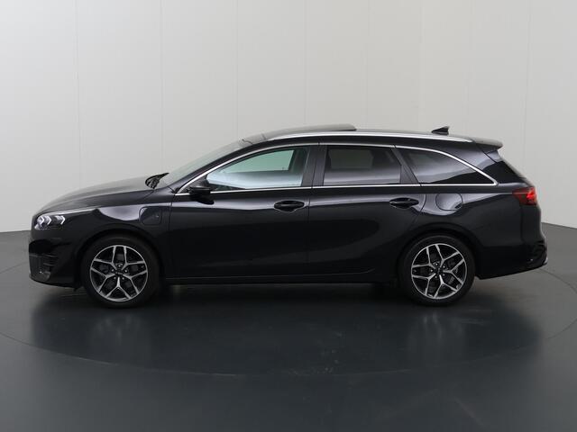 KIA CEE D Ceed Sportswagon 1.6 GDI PHEV ExecutiveLine | Trekhaak Afneembaar | Nieuw Model | Panoramadak | Navigatie | Lederen Interieur | Stoelverwarming voor en achter | Ele.verstelbare stoel + geheugen | Camera | DAB | Stoelkoeling/verwarming |