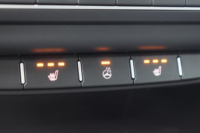KIA CEE D Ceed Sportswagon 1.0 T-GDi DynamicPlusLine | Stoel- & Stuurverwarming | Adapt Cr Control | Navigatie | Climate Control | Camera | PDC |
