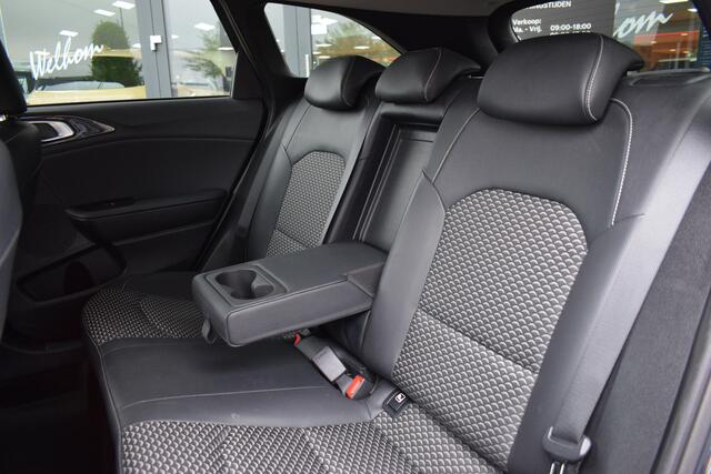 KIA CEE D Ceed Sportswagon 1.0 T-GDi DynamicPlusLine | Stoel- & Stuurverwarming | Adapt Cr Control | Navigatie | Climate Control | Camera | PDC |