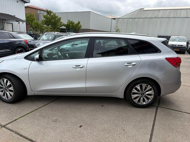 KIA CEE D cee'd Sportswagon 1.0 T-GDi Design Edition Clima, cruise, camera, pdc achter