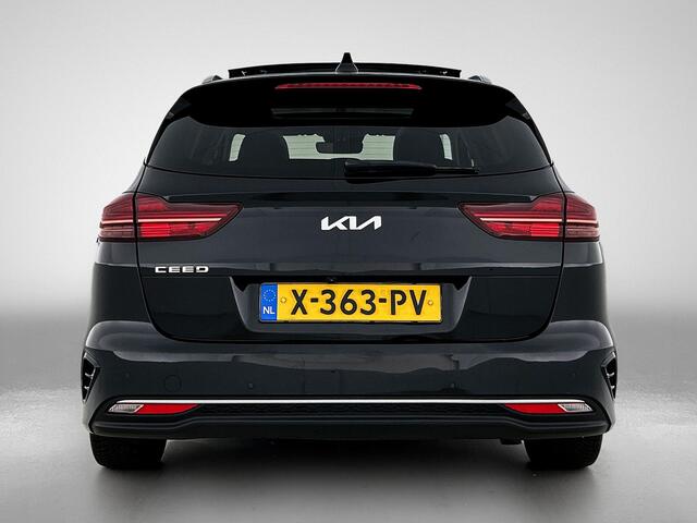 KIA CEE D Ceed Sportswagon 1.0 T-GDi 120PK ExecutiveLine / Panorama-schuifdak / JBL sound / Navigatie / Airco-ecc./ Pdc+Camera / Memory Stoel-Stuurverwarming / Apk 02-2028