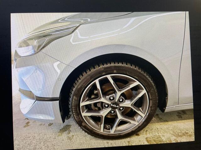 KIA CEE D Ceed Sportswagon 1.0 T-GDi ExecLine STOEL&STUUR VERW. / PANODAK / VIRTUAL.COCKPIT / GROOT.NAVI / FULL.LED